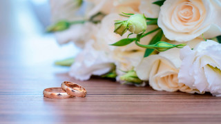 Wedding rings flower bouquet white - ring free wallpaper