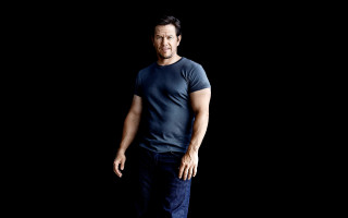 Man blue shirt standing dark - his hip free wallpaper