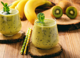 Food glasses bananas kiwis plate - cui bai free wallpaper