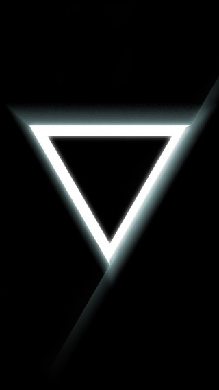 Triangle light middle black background - a white light in the middle free wallpaper