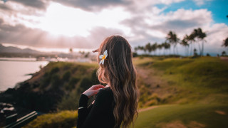 Woman hill ocean beach palm - free beach wallpaper