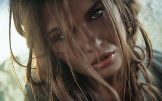 Woman longhair blackjacket seriousportrait fashionrealistic - serious free wallpaper for desktop
