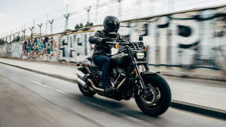 Man motorcycle street graffiti helmet - graffiti free wallpaper