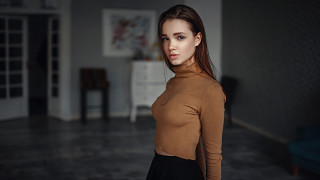 Woman bluecouch portrait blurry 3d - a blue couch free wallpaper