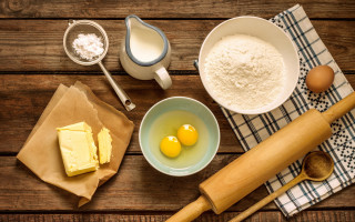 Wooden table bowls food rollingpin - rolling free wallpaper