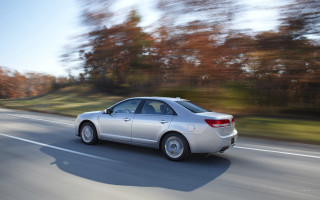 Silver car fall forest motion - a silver car free wallpaper