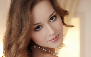 Elina karimova long hair pearl - a picture free wallpaper