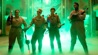 Feminist cyberpunk group smoke green - behind them free wallpaper
