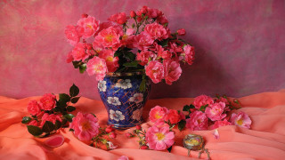 Vase flowers pink cloth ring - a vase of flowers free wallpaper