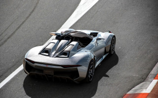 Silver sportscar racetrack pilot helmet - the side of the road free wallpaper