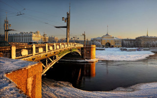 Andrey yefimovich martynov bridge city 3 - constructivism free wallpaper