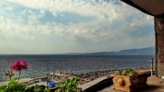 Water boat flower panorama mountain - a view of a body free wallpaper