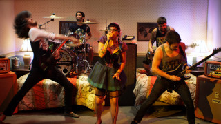 Group guitars room woman dress - a group of people free wallpaper for desktop
