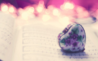 Book heart candle lights love - object free wallpaper