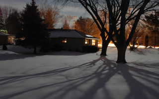 Snowy house night tree shadow - a photo free wallpaper