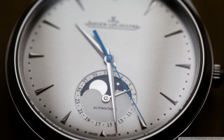 Close up watch black white - new free wallpaper