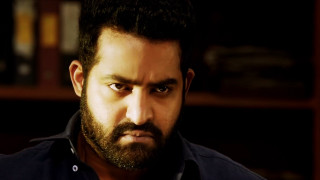 Man beard blue shirt serious - a blue shirt free wallpaper