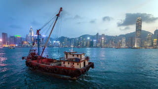 Cityscape boat water night skyline - cinematic photography free wallpaper