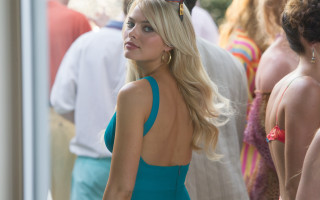 Constance anne parker blue dress - a crowd of people free wallpaper