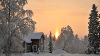 Snow house sunset trees autumn - the sun setting behind free wallpaper
