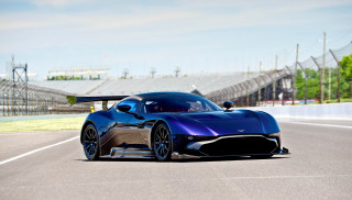 Blue sports car race track 11 - a race track free wallpaper