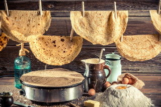 Food table bunting wooden wall - bela čikoš sesija free wallpaper