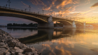Bridge clock tower sunset cityscape - river free wallpaper