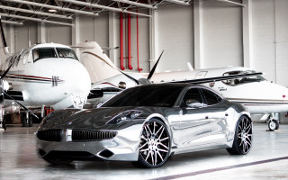 Silver sports car garage jet - the ground in front free wallpaper