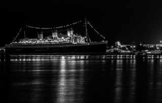 Large ship night cityscape blackandwhite - cinematic photography free wallpaper