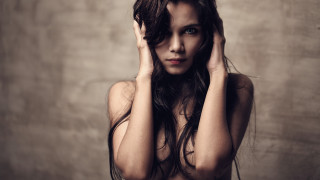 Woman wet hair hands head - wet hair free wallpaper