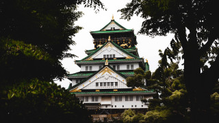 Tall white green building clock - eishōsai chōki free wallpaper