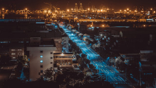 City street night traffic lights 2 - traffic free wallpaper