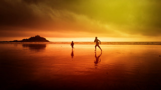 Beach couple cloudy sunset mountain - sunset free wallpaper