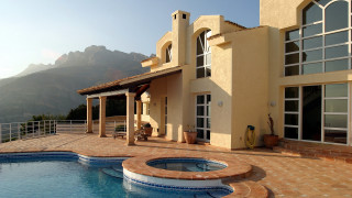 Large house pool patio hot - hot free wallpaper