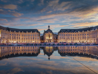 Large building clock tower city - perfect symmetry free wallpaper
