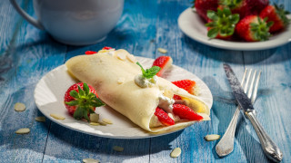 Crepe strawberries coffee fork food - delaunay free wallpaper