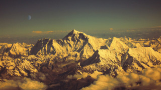 Mountain range moon clouds autumn - a moon in the sky above free wallpaper