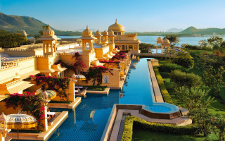 Large pool yellow buildings lake 3 - beautiful landscape free wallpaper