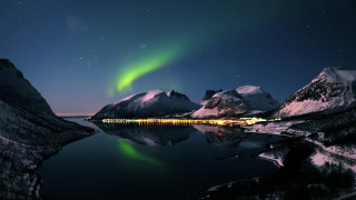 Lake aurora mountains snow night - artur grottger free wallpaper