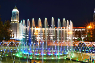 Fountain lights clock tower night - edi rama free wallpaper