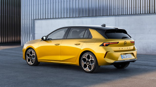 Yellow car building black roof 2 - a black roof free wallpaper