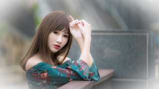 Woman long hair bench brows - her head free wallpaper for desktop