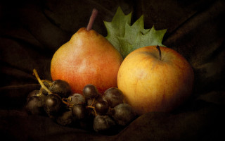 Pear grapes cloth green leaf - a cloth free wallpaper