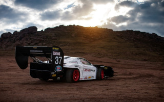 Car 31 dirt mountain cloudy 2 - cloudy free wallpaper