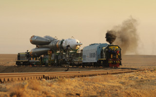 Desert train rocket smoke space - a photo free wallpaper