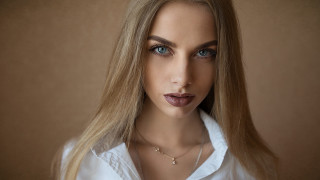 Elina karimova blonde blue eyes 3 - a necklace free wallpaper