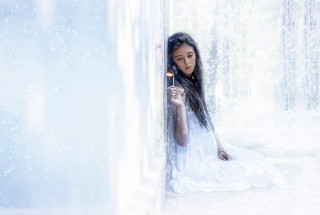 Woman white dress candle snow - a white dress holding free wallpaper