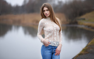 Woman water white shirt jeans - a cross stitch free wallpaper