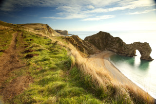Dirt path beach cliff ocean - a dirt path free wallpaper