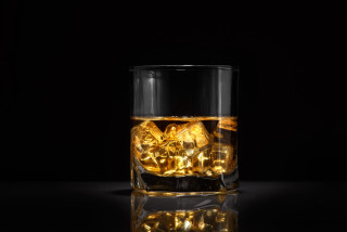 Glass liquid coins reflection product - a table top free wallpaper